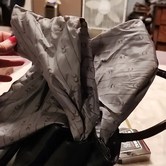 VINTAGE CARRIAGE COURT LADIES ๐ HANDBAG. - Picture 10 of 10